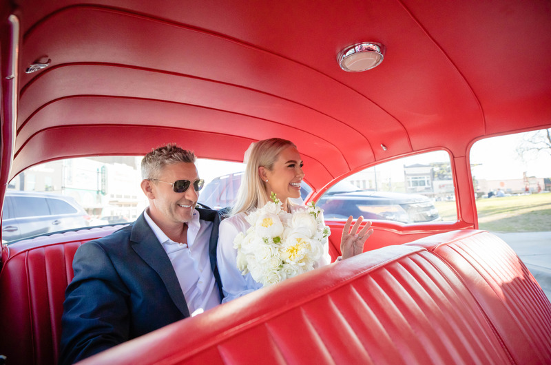Rachel Bradshaw and Chase Lybbert Marry in Texas Red Car