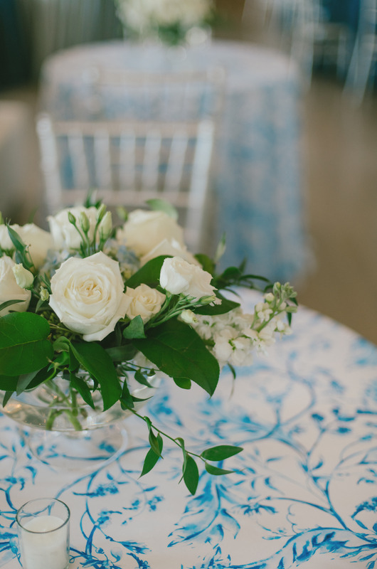 brooke paris and joe mcnamara marry in jackson mississippi florals