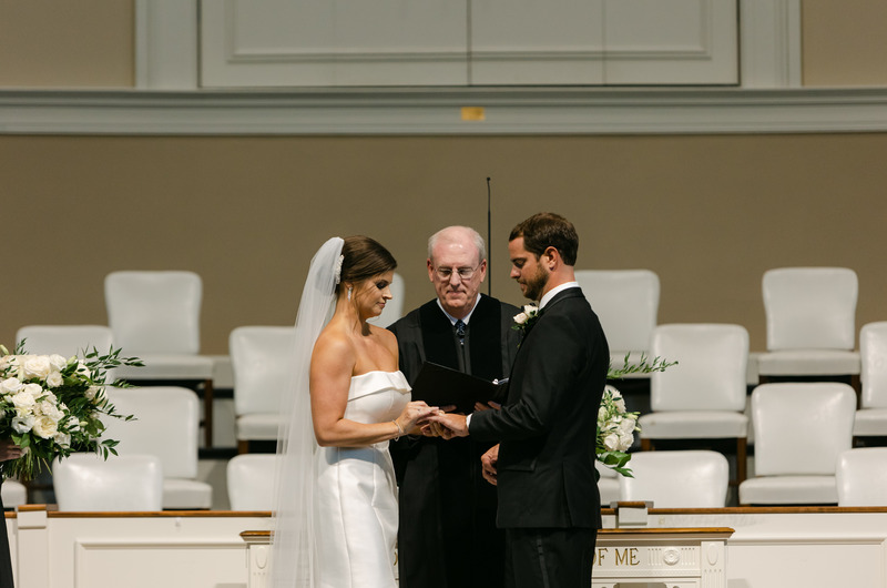 Elizabeth Owens and Stephen Southard Marry in Kentucky Ceremony