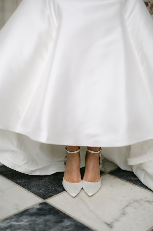Elizabeth Owens and Stephen Southard Marry in Kentucky Heels and Dress