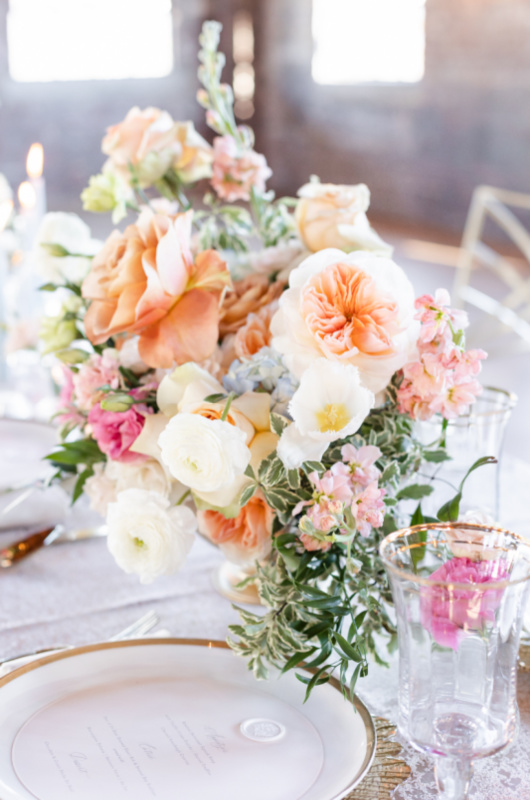 Urban Blooms Atlanta Georgia flowers on table