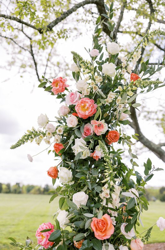 Abigail Magdziarz And Jason Best wedding arch flowers