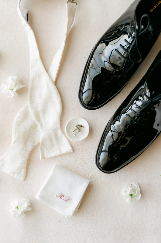 madison lawry & ryan deveikis just married groom shoes