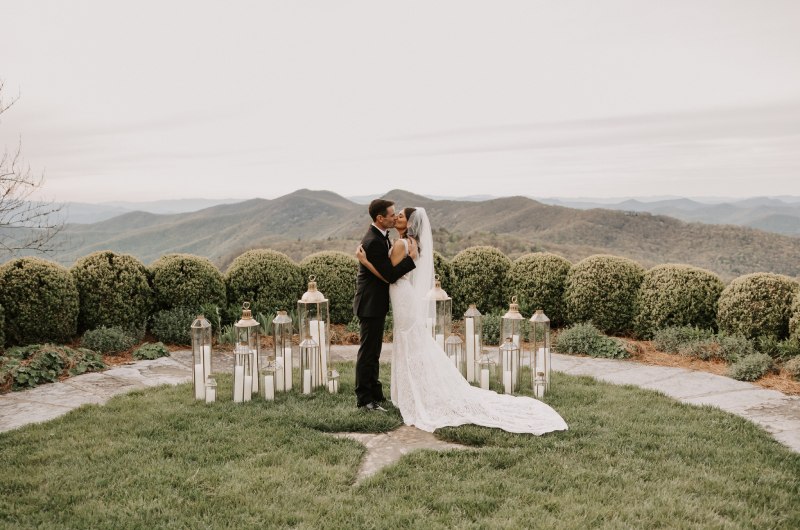 Kaitlyn Shaker And Jason Bete wedding kiss