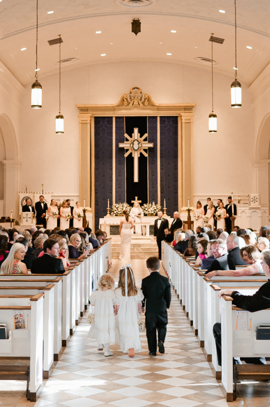 Mary Katherine Harris and James Rose Real Weddings children down the aisle Mary Katherine Harris and James Rose Real Weddings children down the aisle