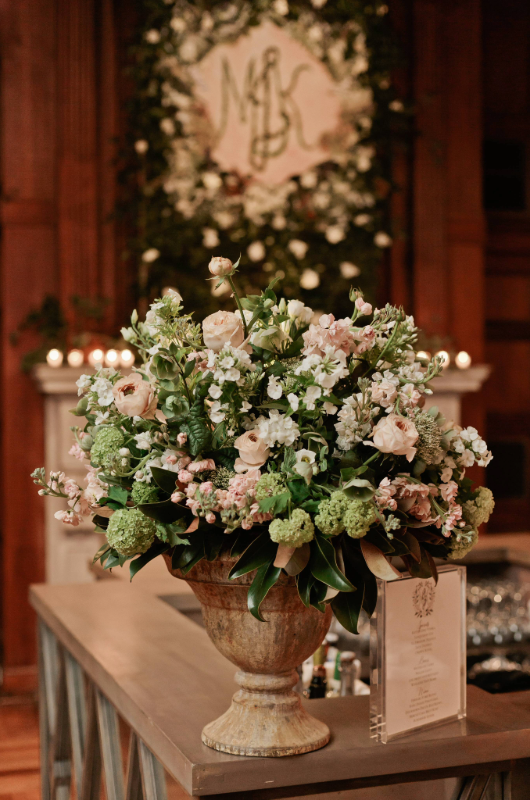 Mary Katherine Harris and James Rose Real Weddings venue flowers