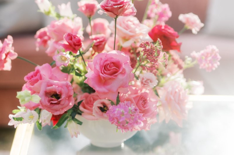 Pink Extravaganza Hendersonville North Carolina pink roses in a vase