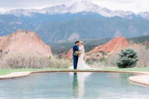 Valentine's Day Romantic Getaways Destinations Garden of the Gods