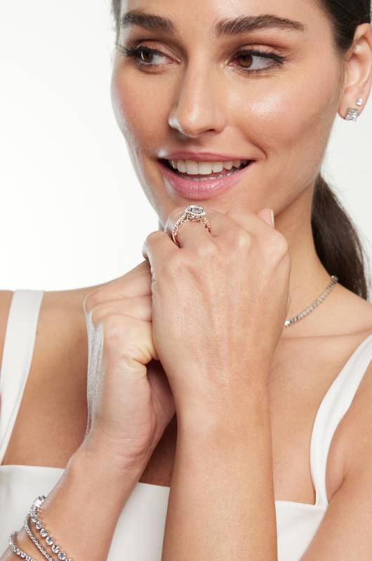 With Clarity Choosing the Perfect Diamond for Your Engagement Ring Smile