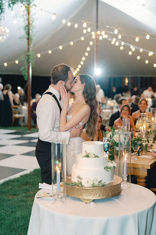 Marissa Newberger And Cole Nowlin reception kiss ()