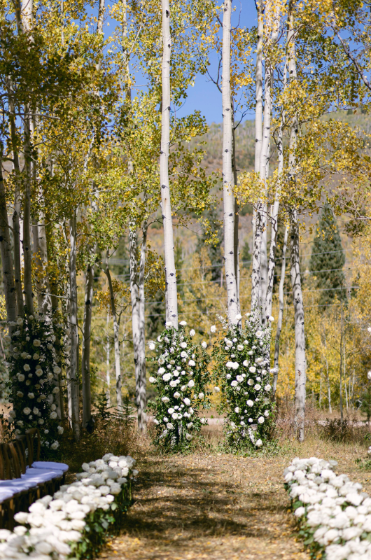 caelynn and dean real wedding altar close up