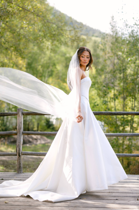 caelynn and dean real wedding bride floating veil