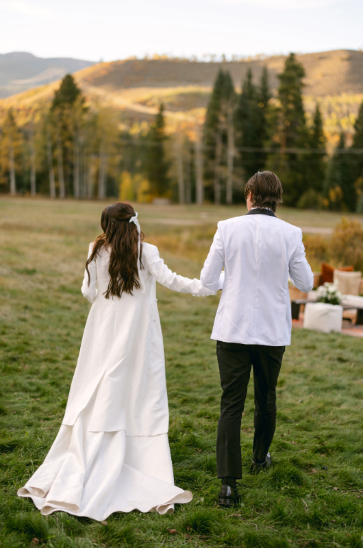 caelynn and dean real wedding couple walking in valley