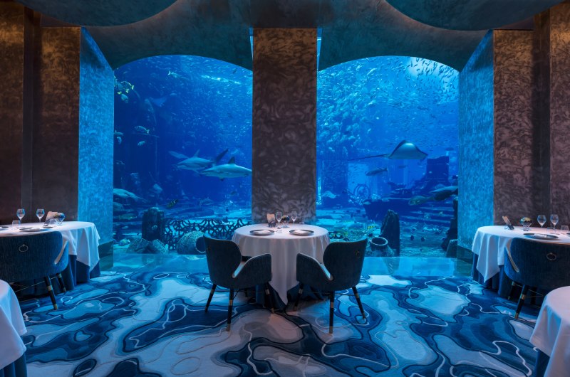 Dubai Bachelorette Destination ossiano aquarium table