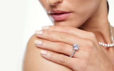 With Clarity: Vintage-Inspired Engagement Rings