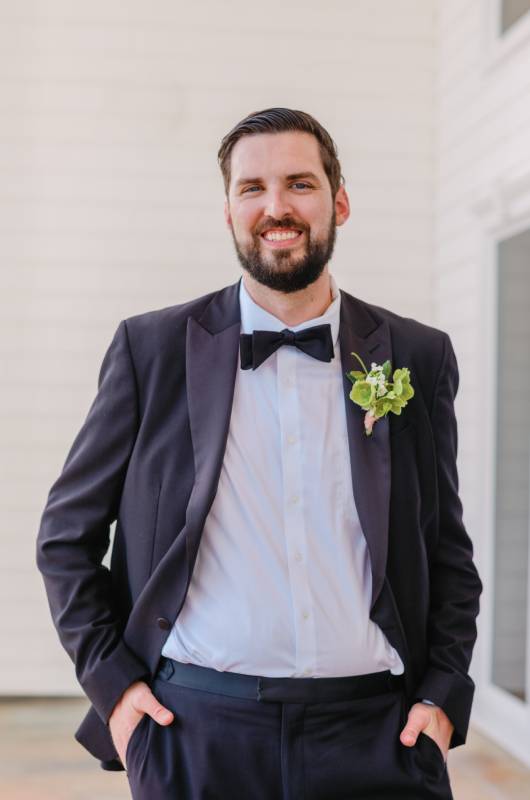 Ashley Howerton&Bailey Hammond Groom Ashley Howerton&Bailey Hammond Groom