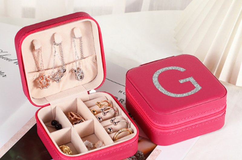 Bridesmaids Gifts What To Give The Girls By Your Side jewelry box