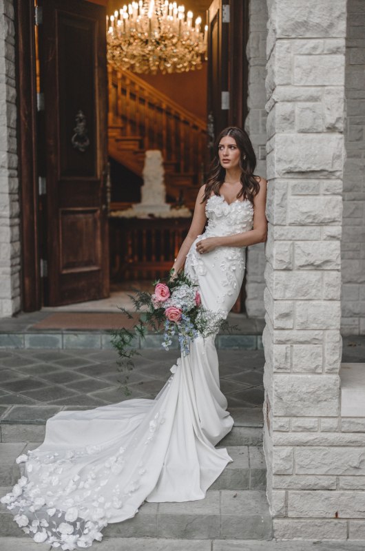 Graceful At Greystone Estate Beaver Creek Arkansas bride leaning