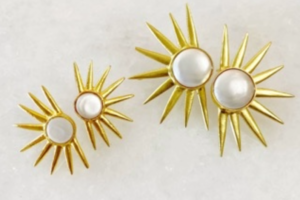 gold earrings