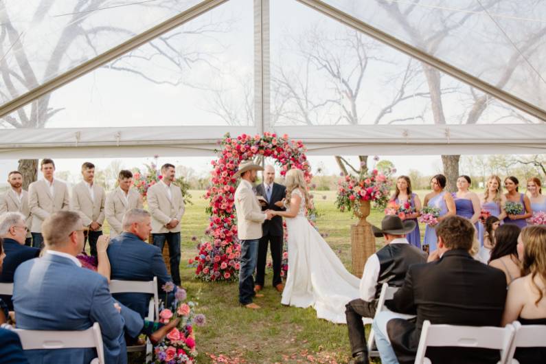 Shelby Choat&Philip Dougherty Exchanging Vows