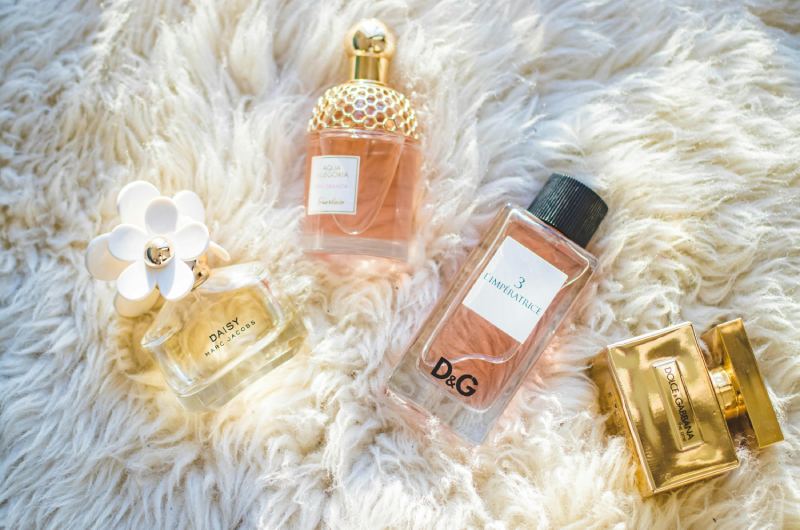 Finding The Perfect Light Summer Fragrance For Your Wedding daisy marc jacobs