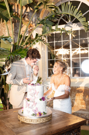 brooklyn brown and filipe pollard wedding cake