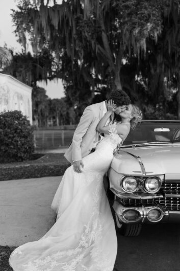 brooklyn brown and filipe pollard wedding car kiss