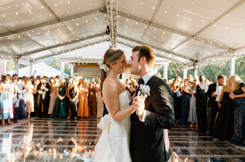 Julia and Stewart First Dance
