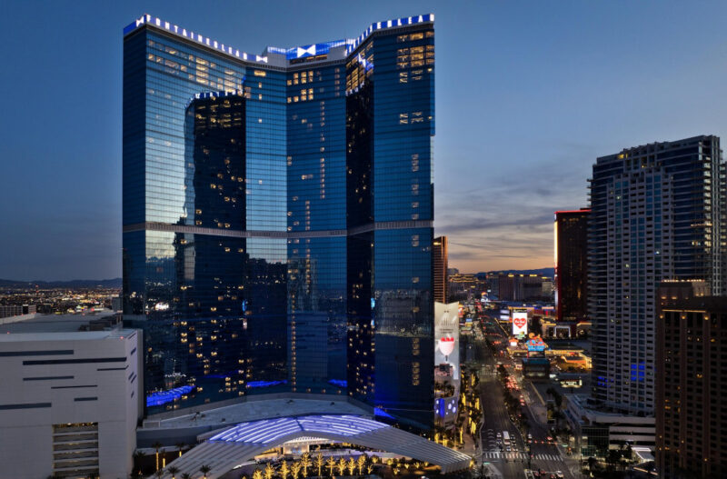 styled shoots by southern bride las vegas Fontainebleau venue pic