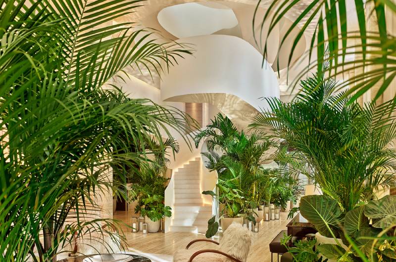 EDITION Tampa Lobby