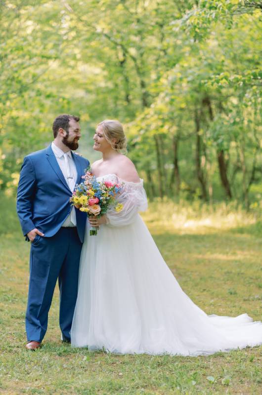 Savannah Maue & Zach Doud couple Savannah Maue & Zach Doud couple