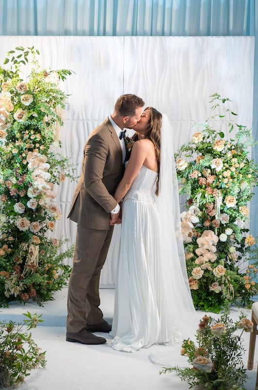 Brooke BriAnne Events Wins Lasting Impression Award, The Styled Challenge Las Vegas ceremony kiss Brooke BriAnne Events Wins Lasting Impression Award, The Styled Challenge Las Vegas ceremony kiss