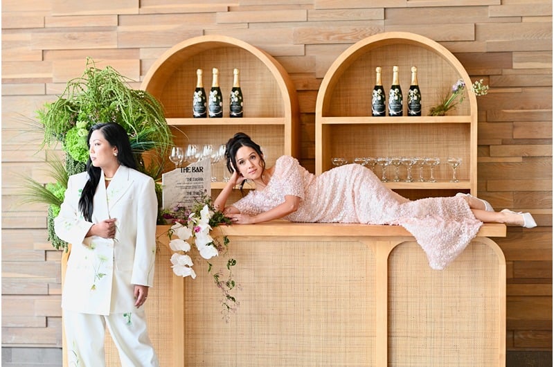 liva and co events wins trendsetter award the styled challenge las vegas girls on bar