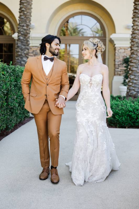 Desi Camille Weddings Events Wins Best Design The Styled Challenge Las Vegas couple Desi Camille Weddings Events Wins Best Design The Styled Challenge Las Vegas couple