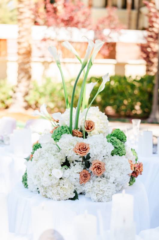Desi Camille Weddings Events Wins Best Design The Styled Challenge Las Vegas flowers Desi Camille Weddings Events Wins Best Design The Styled Challenge Las Vegas flowers
