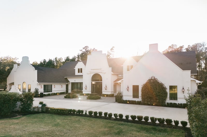 Kimberly and Mari Venue