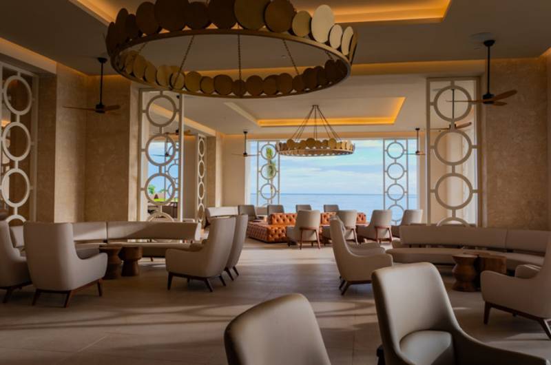 destination wedding honeymoon bliss at princess grand jamaica resort hotel restaurant