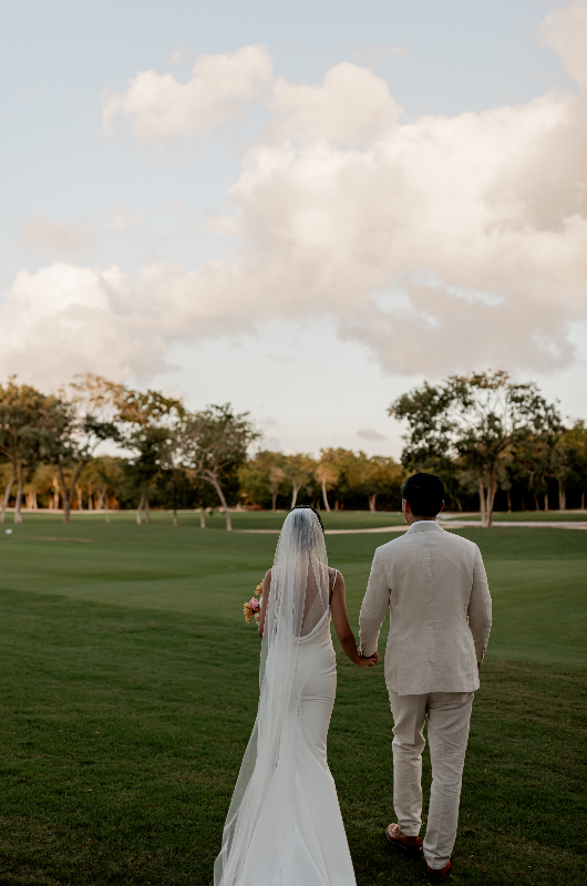 mango weddings maya riviera wedding example izzy and robert couple in field mango weddings maya riviera wedding example izzy and robert couple in field
