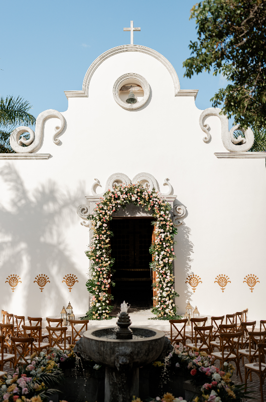 mango weddings maya riviera wedding example izzy and robert el pueblito exterior mango weddings maya riviera wedding example izzy and robert el pueblito exterior