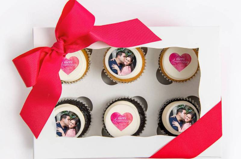 how to choose the best wedding anniversary cupcakes for your celebration anniversary cupcakes