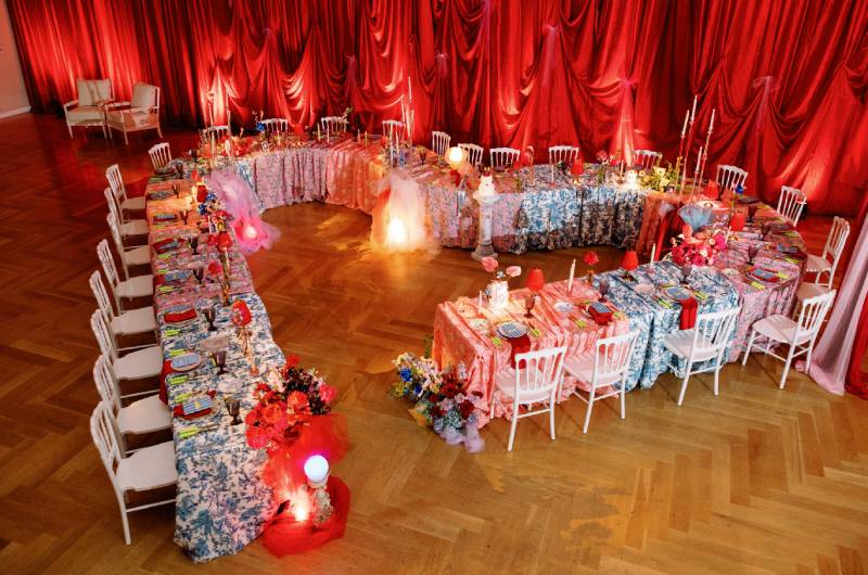 wilder minds events wins influencer award the styled challenge tampa florida heart shaped table