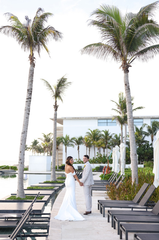 Jane Co Weddings Events Designs Lena Beach The Styled Challenge Tulum MX couple stroll