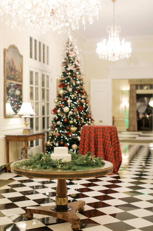 Holiday Magic Christmas Real Weddings Design Inspiration christmas tree