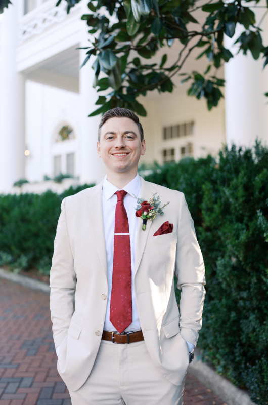Holiday Magic: Christmas Real Weddings Design Inspiration kenny christmas flowers