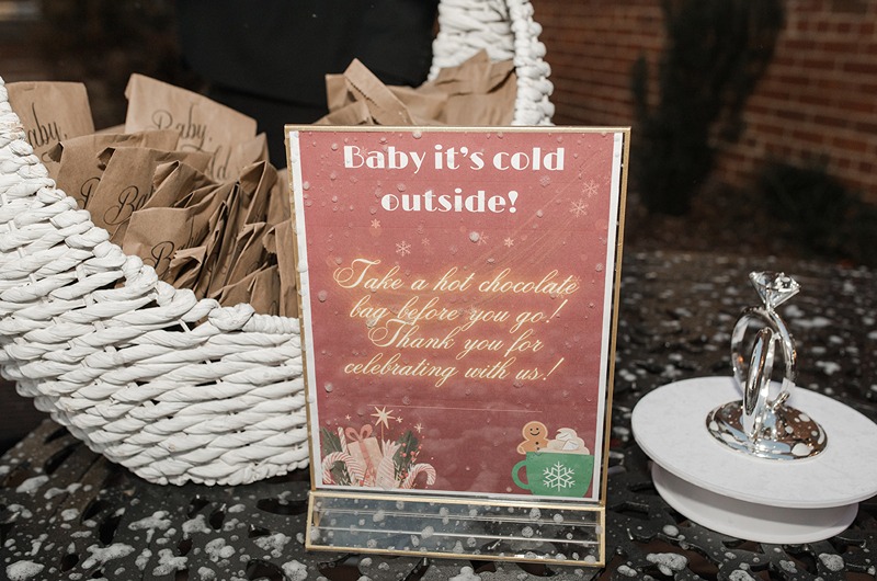 Holiday Magic Christmas Real Weddings Design Inspiration laura-joe-hot-chocolate