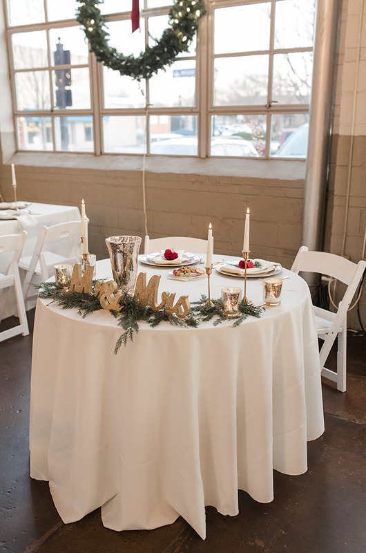 Holiday Magic Christmas Real Weddings Design Inspiration joe table setting