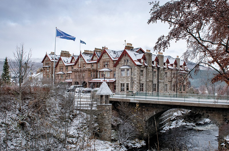 Top Places to Travel January 2026 scottish highlands resort honeymoon-roundup-6-luxury-romantic-honeymoon-destinations-scottish-highlands