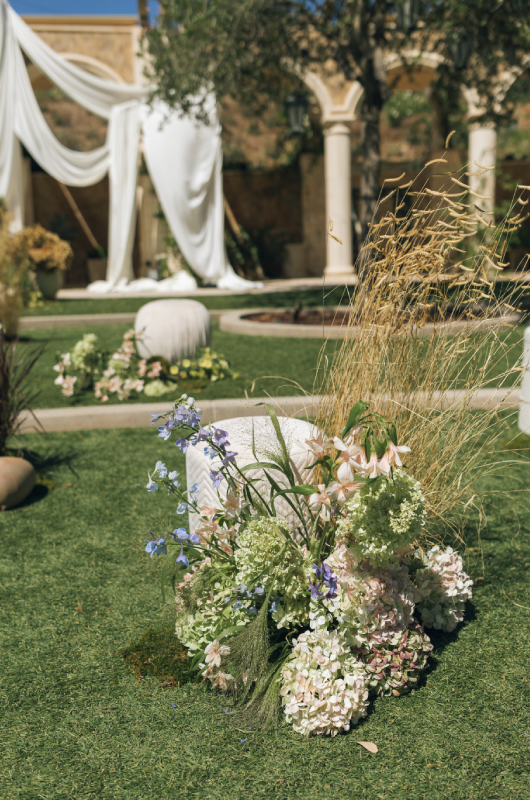 jc designs weddings and events wins best design award the styled challenge temecula ca brit egan ceremony ottoman flowers