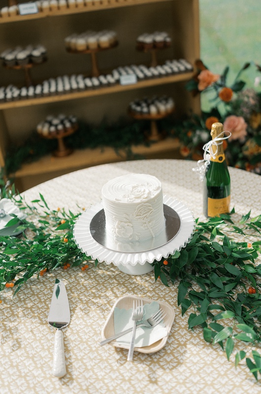 Sutton Orndorff Collin Hoben cake solo