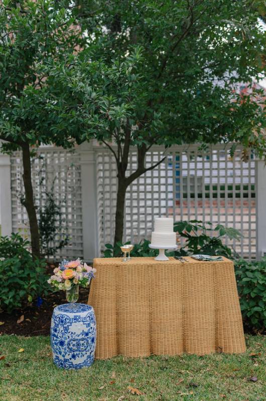 southern garden wedding inspiration at magnolia manor new bern nc styled shoot cake table